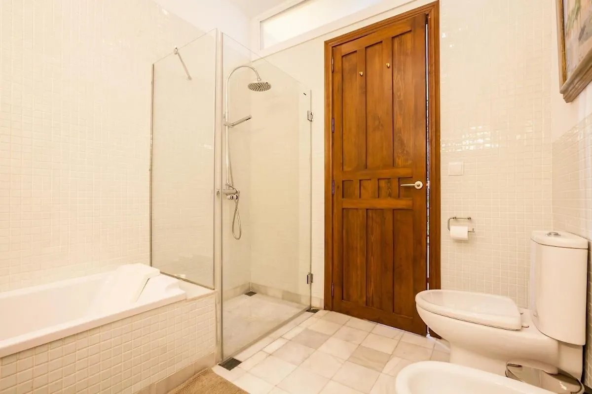 Penthouse In Restored C19Th Home Seville Spain