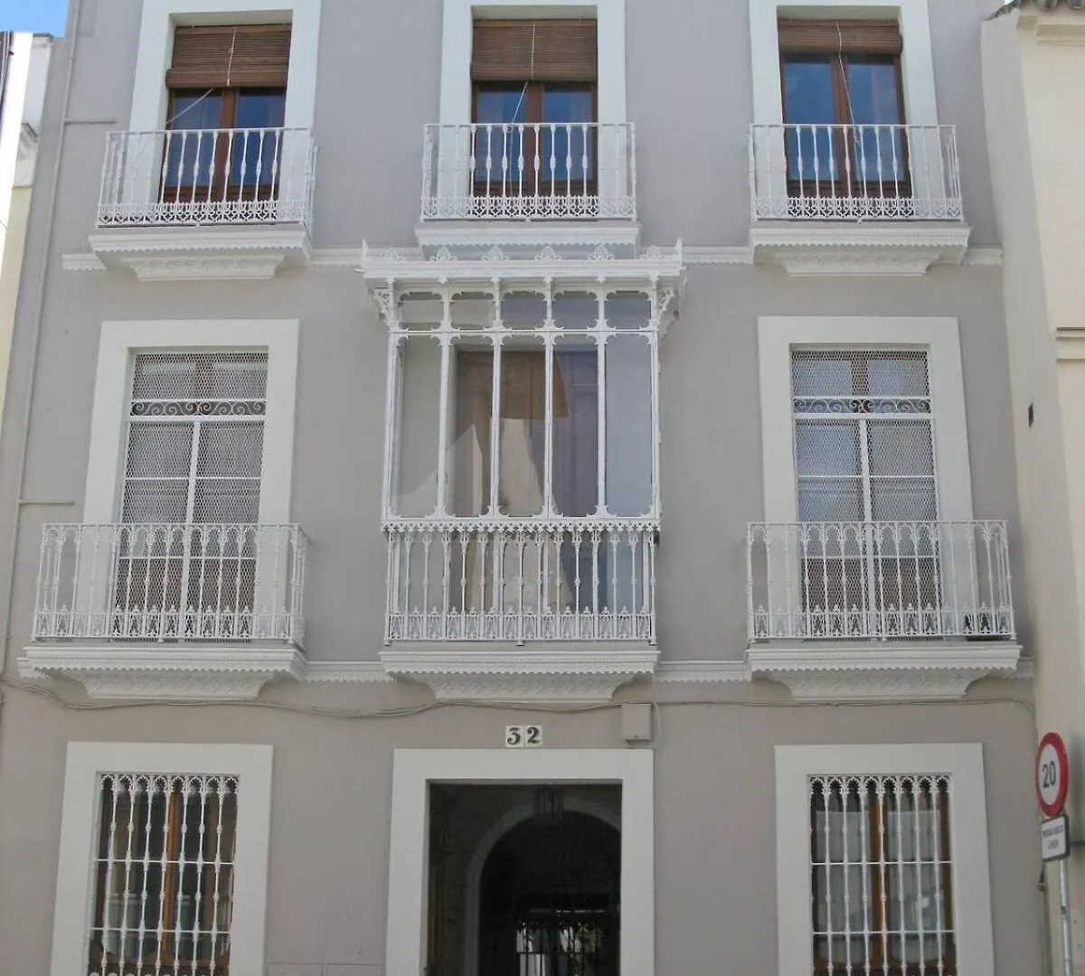 Penthouse In Restored C19Th Home Seville Apartment